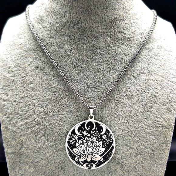 Pendant - Picture 4 of 4